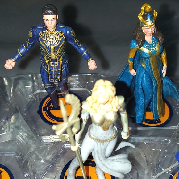 : Marvel Eternals Deluxe Figurine Toy Set Of 10 Characters - Picture 6 of 8